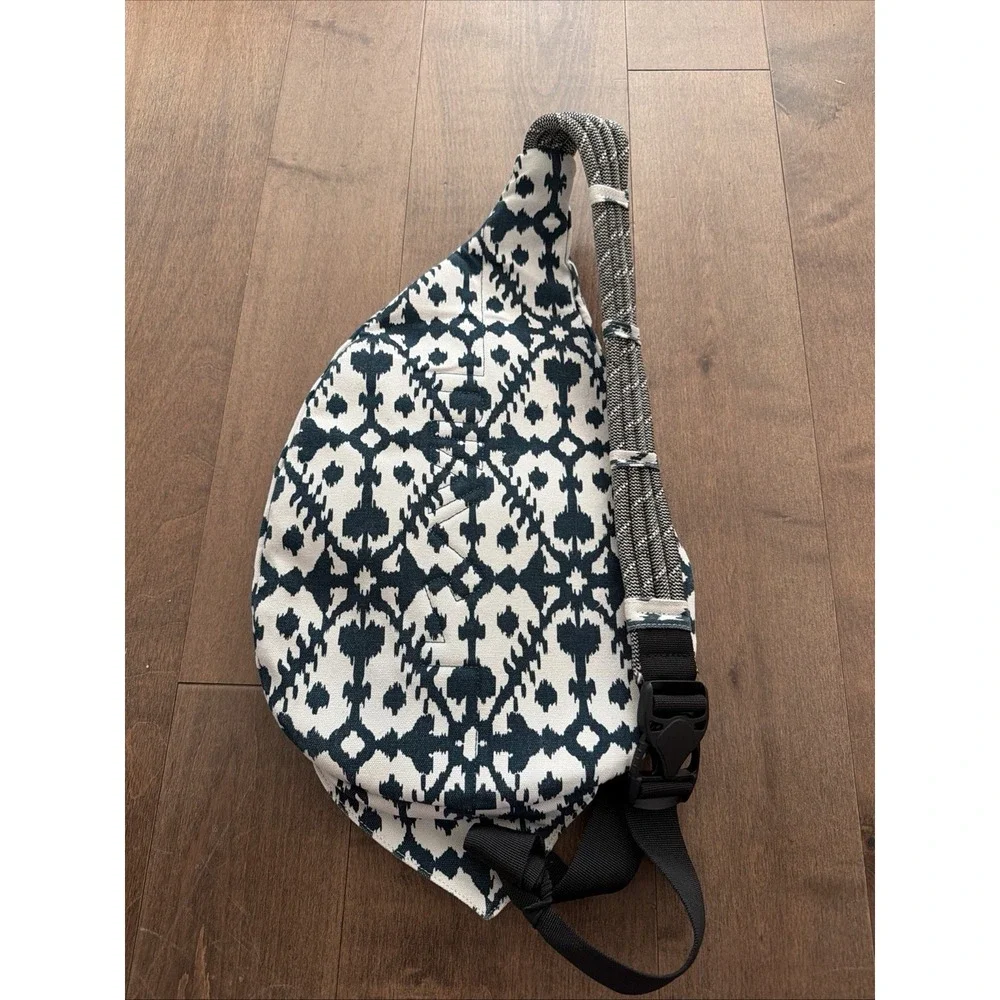 KAVU Rope Sling Canvas Bag Blue White Adjustable Strap 2 Zip Pockets 10L